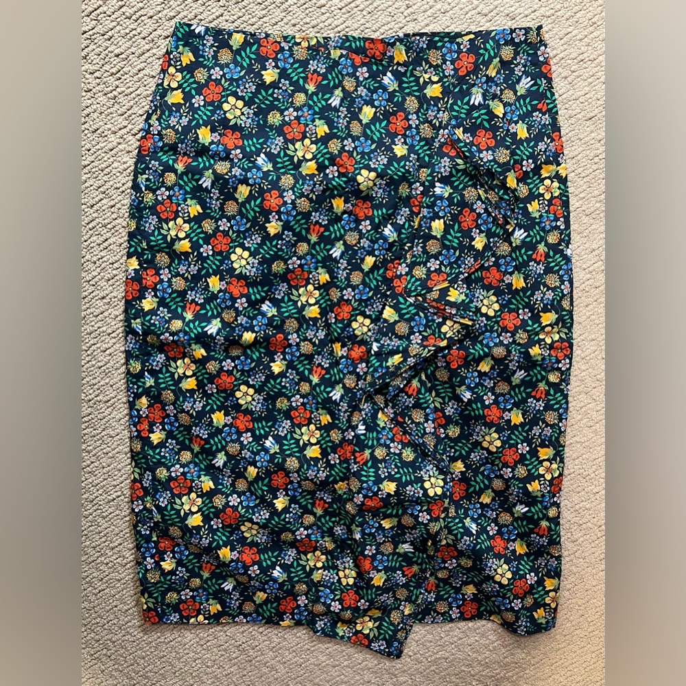 J. Crew Multicolor Floral Pencil Skirt Size 6
